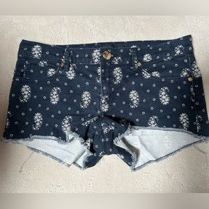Juicy Couture Paisley Y2K Cotton Stretchy Shorts Blue and White Designer size 27